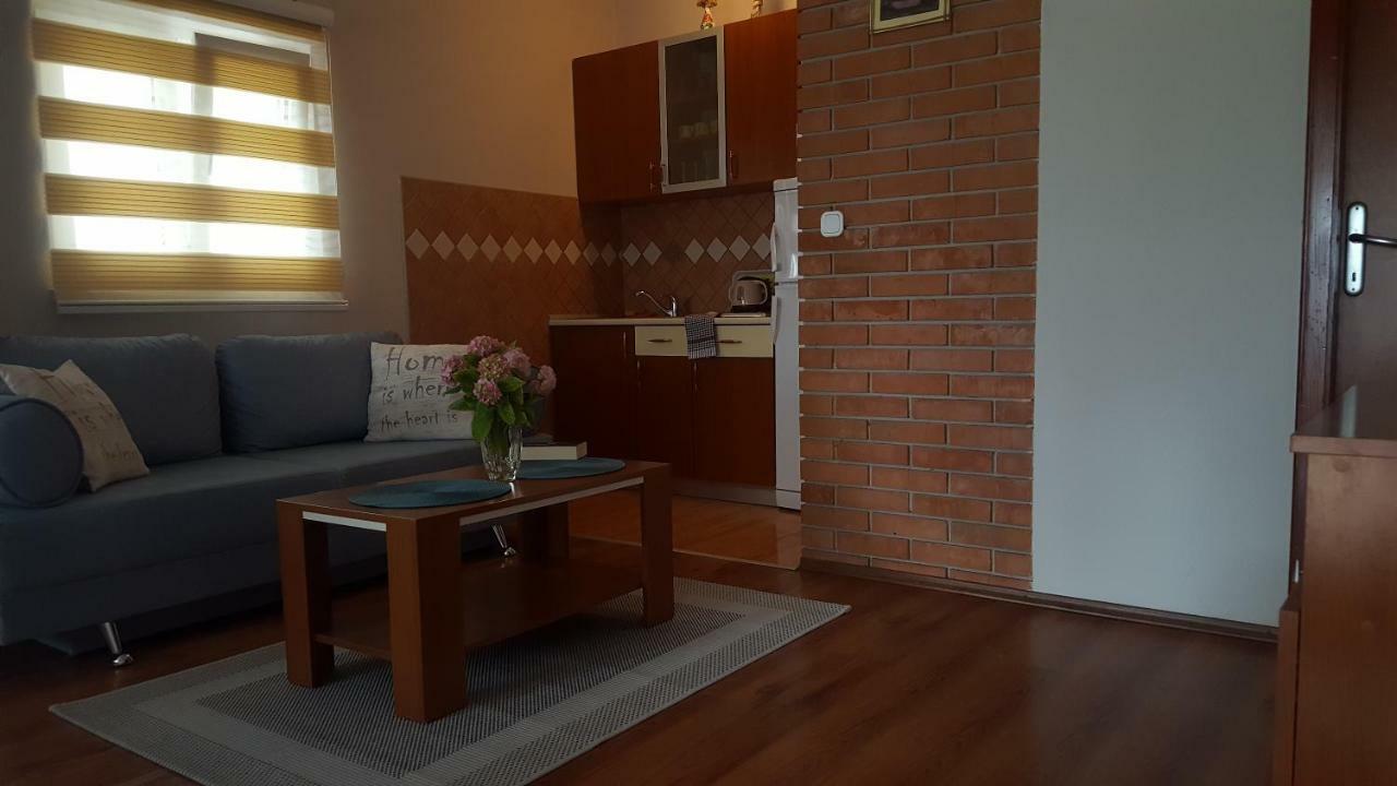 Apartments Leona Неум Екстериор снимка